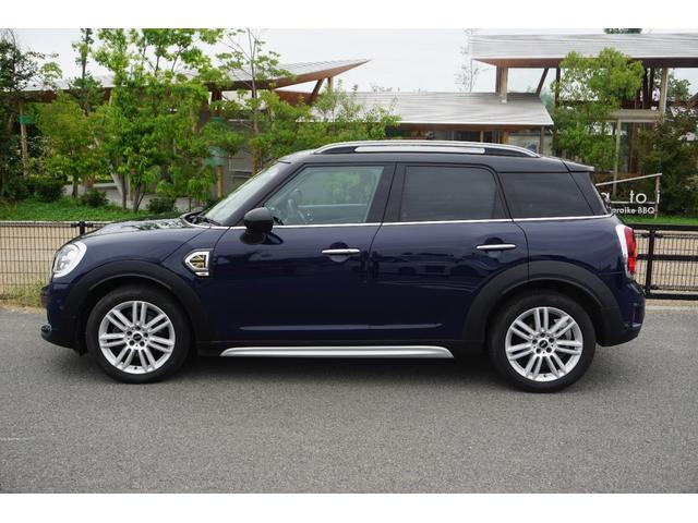 ＭＩＮＩ クーパーＤ　クロスオーバー　オートクルーズ　オートエアコン　カーナビ　横滑り防止　ルーフレール　ＨＤＤナビ　パワーウィンドウ　ブルートゥースオーディオ　衝突軽減装置　盗難防止　エアバッグ　ＡｐｐｌｅＣａｒＰｌａｙコーディング可能（23枚目）
