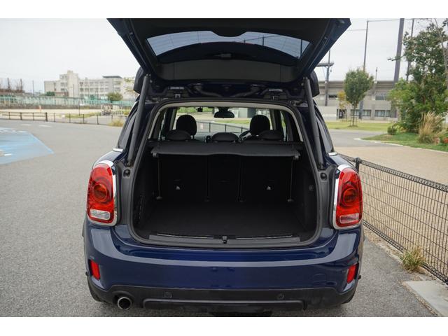 ＭＩＮＩ クーパーＤ　クロスオーバー　オートクルーズ　オートエアコン　カーナビ　横滑り防止　ルーフレール　ＨＤＤナビ　パワーウィンドウ　ブルートゥースオーディオ　衝突軽減装置　盗難防止　エアバッグ　ＡｐｐｌｅＣａｒＰｌａｙコーディング可能（32枚目）