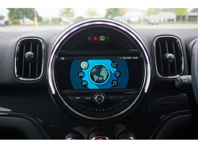 ＭＩＮＩ クーパーＤ　クロスオーバー　オートクルーズ　オートエアコン　カーナビ　横滑り防止　ルーフレール　ＨＤＤナビ　パワーウィンドウ　ブルートゥースオーディオ　衝突軽減装置　盗難防止　エアバッグ　ＡｐｐｌｅＣａｒＰｌａｙコーディング可能（42枚目）