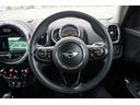 クーパーＤ　クロスオーバー　オートクルーズ　オートエアコン　カーナビ　横滑り防止　ルーフレール　ＨＤＤナビ　パワーウィンドウ　ブルートゥースオーディオ　衝突軽減装置　盗難防止　エアバッグ　ＡｐｐｌｅＣａｒＰｌａｙコーディング可能（56枚目）