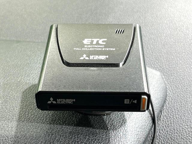 Ｘ　禁煙車　片側パワースライドドア　ＳＤナビ　バックカメラ　スマートキー　クリアランスソナー　ＥＴＣ　純正１４インチアルミホイール(8枚目)