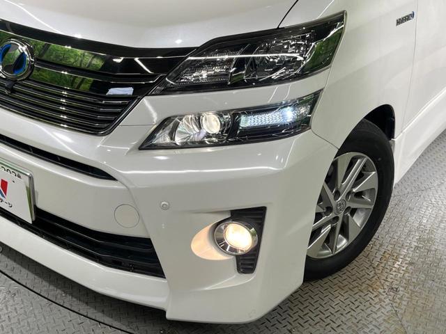 ヴェルファイアハイブリッド ＺＲ　Ｇエディション　４ＷＤ　サンルーフ　両側電動ドア　後席モニター　全周囲カメラ　電動リアゲート　レザーシート　ドラレコ　スマートキー　ＨＩＤヘッド　ビルトインＥＴＣ　オートライト（13枚目）