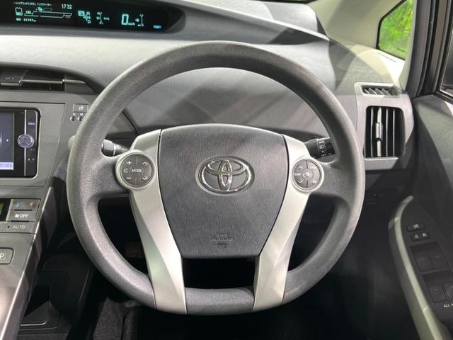 プリウス Ｓ　純正ＳＤナビ　バックカメラ　禁煙車　スマートキー　ＨＩＤヘッド　ビルトインＥＴＣ　オートライト　オートエアコン　純正１５インチアルミ　Ｂｌｕｅｔｏｏｔｈ　ＣＤ　ＤＶＤ再生　フルセグ（11枚目）