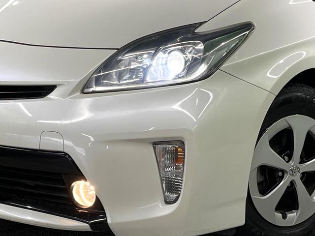 プリウス Ｓ　純正ＳＤナビ　バックカメラ　禁煙車　スマートキー　ＨＩＤヘッド　ビルトインＥＴＣ　オートライト　オートエアコン　純正１５インチアルミ　Ｂｌｕｅｔｏｏｔｈ　ＣＤ　ＤＶＤ再生　フルセグ（12枚目）