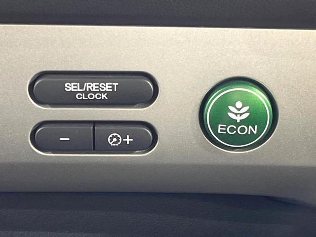フリード Ｇ　ジャストセレクション　両側電動ドア　純正ＳＤナビ　バックカメラ　禁煙車　スマートキー　ＨＩＤヘッド　ＥＴＣ　クルコン　オートライト　オートエアコン　Ｂｌｕｅｔｏｏｔｈ　ＣＤ　ＤＶＤ再生　フルセグ（26枚目）