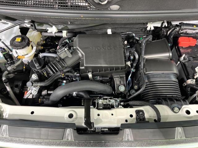 Ｎ－ＢＯＸカスタム ターボコーディネートスタイル　届出済未使用車　両側電動ドア　ホンダセンシング　レーダークルーズ　禁煙車　レザー調シート　コーナーセンサー　スマートキー　ＬＥＤヘッド　オートハイビーム　車線逸脱警報　オートライト　オートエアコン（18枚目）