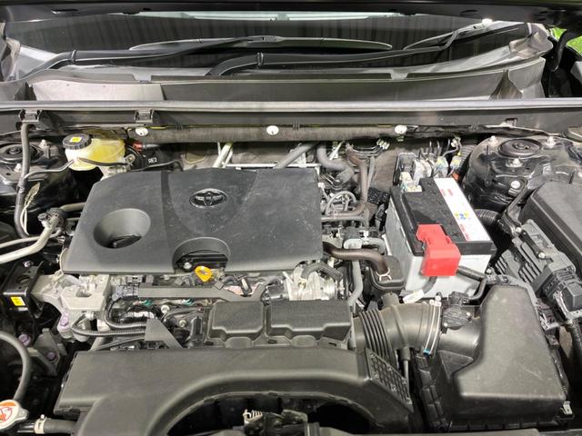 ＲＡＶ４ アドベンチャー　サンルーフ　バックカメラ　純正ディスプレイオーディオ　トヨタセーフティセンス　ブラインドスポットモニター　パワーバックドア　スマートキー　レーダークルーズコントロール　車線逸脱警報　ＥＴＣ（18枚目）