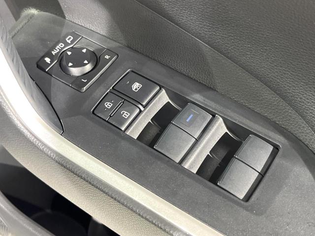 ＲＡＶ４ アドベンチャー　サンルーフ　バックカメラ　純正ディスプレイオーディオ　トヨタセーフティセンス　ブラインドスポットモニター　パワーバックドア　スマートキー　レーダークルーズコントロール　車線逸脱警報　ＥＴＣ（40枚目）