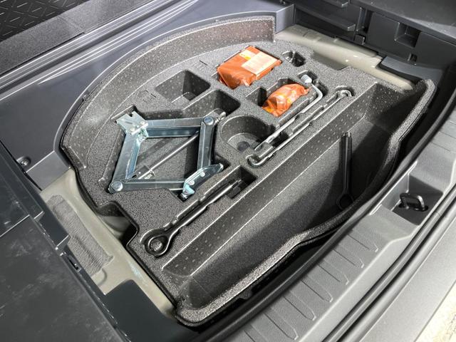 ＲＡＶ４ アドベンチャー　サンルーフ　バックカメラ　純正ディスプレイオーディオ　トヨタセーフティセンス　ブラインドスポットモニター　パワーバックドア　スマートキー　レーダークルーズコントロール　車線逸脱警報　ＥＴＣ（49枚目）