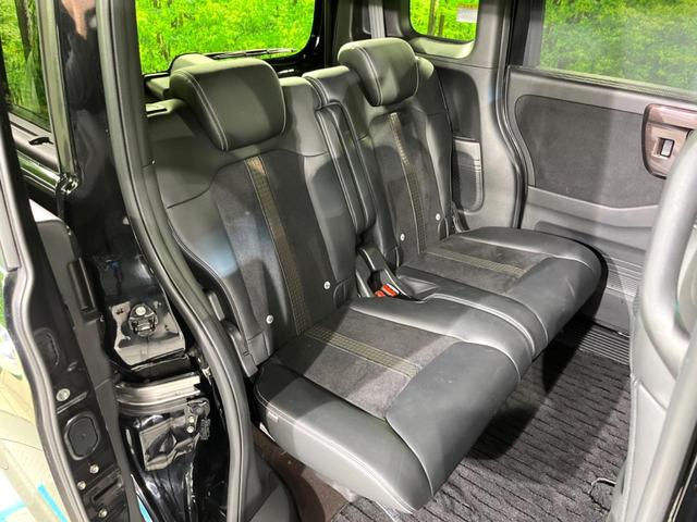 N-BOXカスタム G・Lターボホンダセンシング 両側電動ドア 純正SDナビ バックカメラ 衝突被害軽減システム レーダークルーズ 禁煙車 ハーフレザーシート ドラレコ コーナーセンサー スマートキー LEDヘッド ビルトインETC 車線逸脱警報(9枚目)