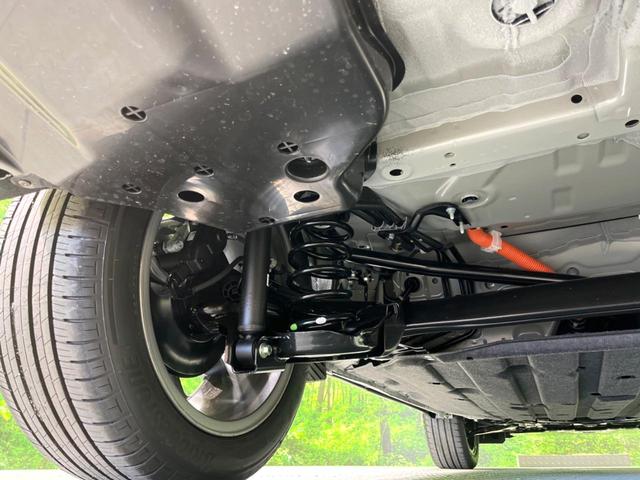 ヴェゼル ｅ：ＨＥＶ　Ｚ　登録済未使用車　純正９インチナビ　バックカメラ　ホンダセンシング　クリアランスナー　レーダークルーズコントロール　ステアリングヒーター　シートヒーター　スマートキー　パワーバックドア（20枚目）