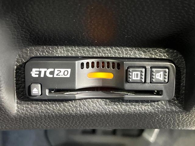 ヴェゼル ｅ：ＨＥＶ　Ｚ　登録済未使用車　純正９インチナビ　バックカメラ　ホンダセンシング　クリアランスナー　レーダークルーズコントロール　ステアリングヒーター　シートヒーター　スマートキー　パワーバックドア（31枚目）