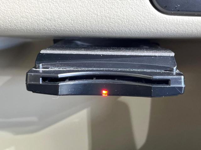 ｅＫワゴン ＭＸ　禁煙車　ＥＴＣ　純正１３インチスチールホイール　キーレス　ＣＤ　スペアタイヤ　ダイヤル式エアコン　オーディオ（4枚目）