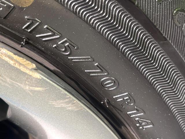 シエンタ DICE 純正ナビ バックカメラ 電動スライドドア キーレス 禁煙車 HIDヘッド ETC オートエアコン CD DVD再生 純正14インチスチールホイール(44枚目)