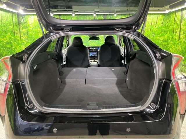 プリウス Sセーフティプラス 純正9インチナビ バックカメラ トヨタセーフティセンス ドラレコ コーナーセンサー スマートキー ビルトインETC クルコン 車線逸脱警報 オートライト オートエアコン(10枚目)