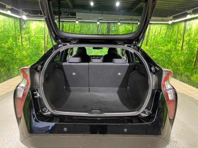 プリウス Sセーフティプラス 純正9インチナビ バックカメラ トヨタセーフティセンス ドラレコ コーナーセンサー スマートキー ビルトインETC クルコン 車線逸脱警報 オートライト オートエアコン(35枚目)