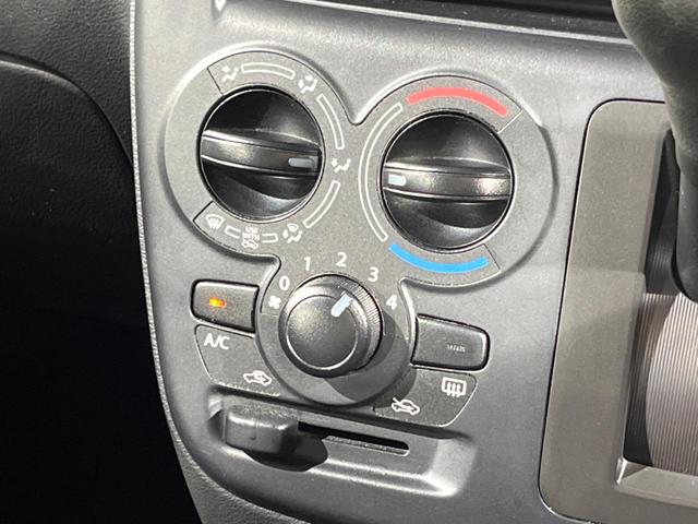 ソリオ G キーレススタートシステム オーディオ ダイヤル式エアコン 片側パワースライドドア ETC シートヒーター 純正14インチホイール(4枚目)