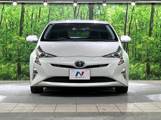 プリウス Sセーフティプラス 純正9インチナビ バックカメラ トヨタセーフティセンス スマートキー レーダークルーズコントロール コーナーセンサー ドライブレコーダー ETC 車線逸脱警報 ステアリングスイッチ(16枚目)