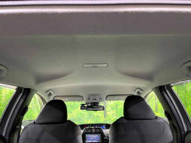 プリウス Sセーフティプラス 純正9インチナビ バックカメラ トヨタセーフティセンス スマートキー レーダークルーズコントロール コーナーセンサー ドライブレコーダー ETC 車線逸脱警報 ステアリングスイッチ(42枚目)