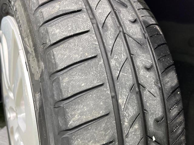 プリウス Sセーフティプラス 純正9インチナビ バックカメラ トヨタセーフティセンス スマートキー レーダークルーズコントロール コーナーセンサー ドライブレコーダー ETC 車線逸脱警報 ステアリングスイッチ(46枚目)