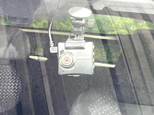 プリウス S モデリスタエアロ バックカメラ 衝突被害軽減システム レーダークルーズ 禁煙車 ドラレコ コーナーセンサー スマートキー LEDヘッド ビルトインETC オートハイビーム 車線逸脱警報 オートライト(6枚目)