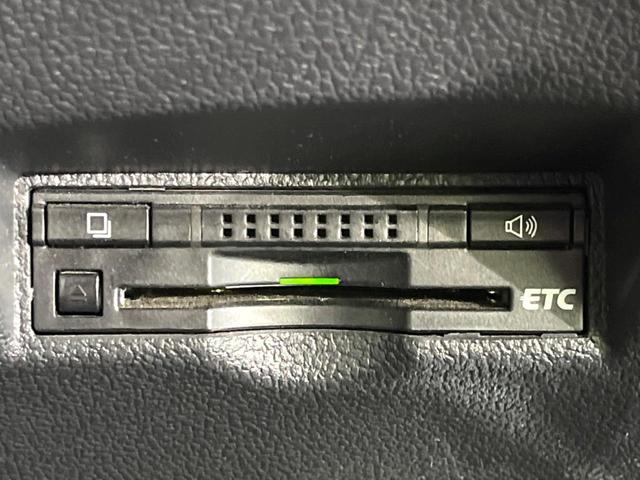 プリウス S モデリスタエアロ バックカメラ 衝突被害軽減システム レーダークルーズ 禁煙車 ドラレコ コーナーセンサー スマートキー LEDヘッド ビルトインETC オートハイビーム 車線逸脱警報 オートライト(7枚目)