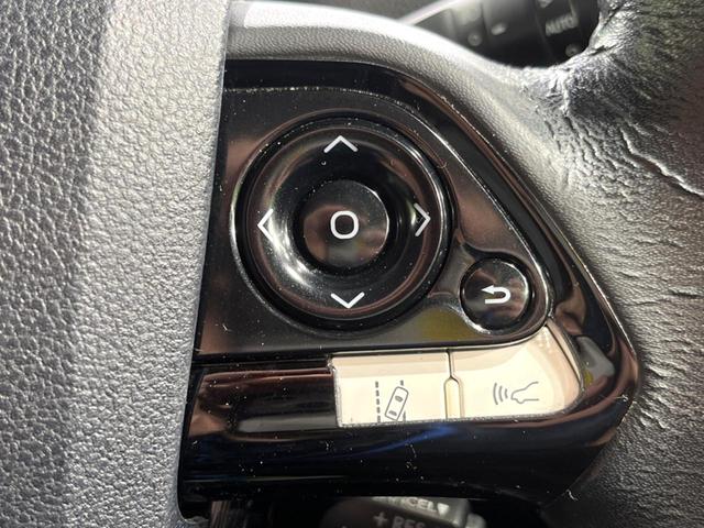 プリウス S モデリスタエアロ バックカメラ 衝突被害軽減システム レーダークルーズ 禁煙車 ドラレコ コーナーセンサー スマートキー LEDヘッド ビルトインETC オートハイビーム 車線逸脱警報 オートライト(28枚目)