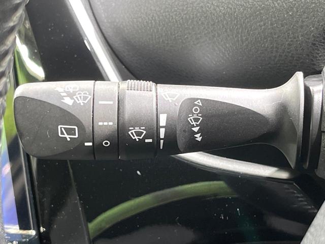 プリウス S モデリスタエアロ バックカメラ 衝突被害軽減システム レーダークルーズ 禁煙車 ドラレコ コーナーセンサー スマートキー LEDヘッド ビルトインETC オートハイビーム 車線逸脱警報 オートライト(31枚目)