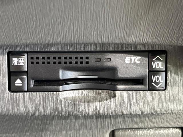 プリウス S 純正SDナビ サイドカメラ 禁煙車 デジタルインナーミラー ドラレコ スマートキー ビルトインETC オートライト オートエアコン 純正15インチアルミ CD DVD再生 地デジ(7枚目)