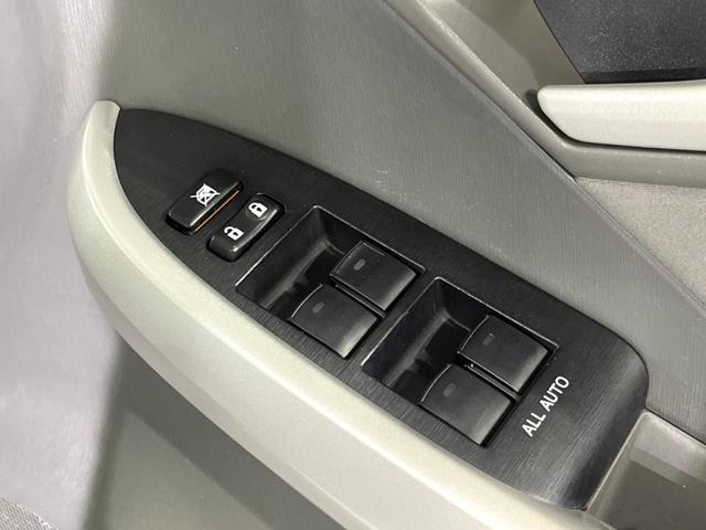 プリウス S 純正SDナビ サイドカメラ 禁煙車 デジタルインナーミラー ドラレコ スマートキー ビルトインETC オートライト オートエアコン 純正15インチアルミ CD DVD再生 地デジ(21枚目)