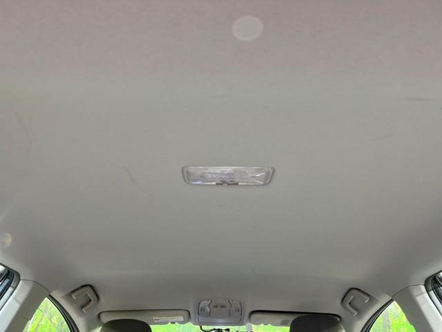 プリウス S 純正SDナビ サイドカメラ 禁煙車 デジタルインナーミラー ドラレコ スマートキー ビルトインETC オートライト オートエアコン 純正15インチアルミ CD DVD再生 地デジ(42枚目)