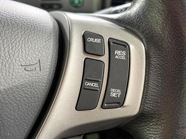 フリードハイブリッド ジャストセレクション 両側電動ドア 純正SDナビ バックカメラ 禁煙車 ハーフレザーシート スマートキー HIDヘッド ビルトインETC クルコン オートライト オートエアコン 純正15インチアルミ CD DVD再生(6枚目)