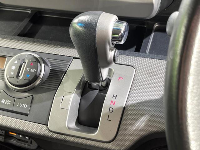 フリードハイブリッド ジャストセレクション 両側電動ドア 純正SDナビ バックカメラ 禁煙車 ハーフレザーシート スマートキー HIDヘッド ビルトインETC クルコン オートライト オートエアコン 純正15インチアルミ CD DVD再生(35枚目)