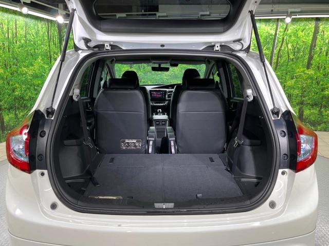 ジェイド ハイブリッドX 純正8インチナビ バックカメラ 衝突被害軽減システム レーダークルーズ 禁煙車 レザーシート ドラレコ コーナーセンサー スマートキー ビルトインETC 車線逸脱警報 オートライト オートエアコン(11枚目)