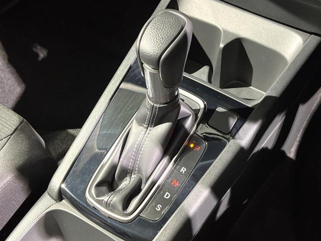 WR-V X 純正8インチナビ バックカメラ ホンダセンシング スマートキー アダプティブクルーズコントロール パドルシフト オートエアコン オートライト ステアリングスイッチ(37枚目)