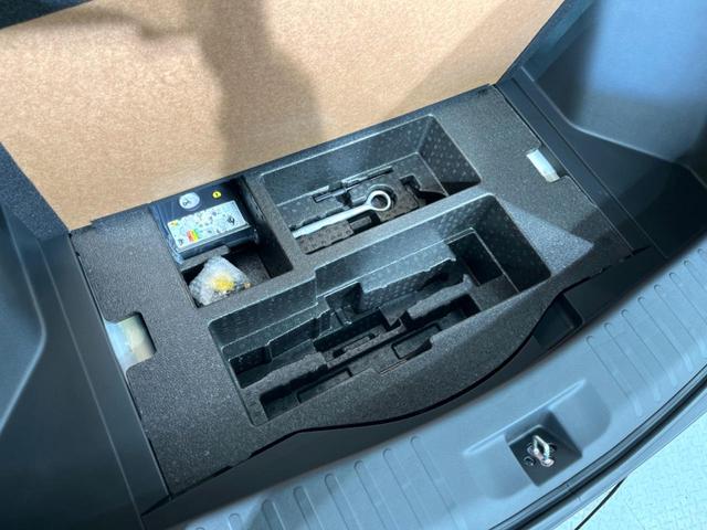 WR-V X 純正8インチナビ バックカメラ ホンダセンシング スマートキー アダプティブクルーズコントロール パドルシフト オートエアコン オートライト ステアリングスイッチ(44枚目)