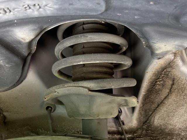 シエンタ G 両側電動ドア 純正SDナビ バックカメラ 禁煙車 ドラレコ HIDヘッド ビルトインETC オートエアコン 純正15インチアルミ Bluetooth フルセグ(45枚目)