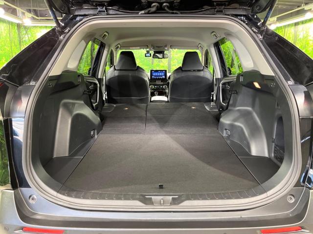 RAV4 アドベンチャー 4WD 純正SDナビ バックカメラ レーダークルーズ 禁煙車 レザーシート パワーシート ドラレコ コーナーセンサー LEDヘッド ビルトインETC 車線逸脱警報 オートライト デュアルエアコン(10枚目)