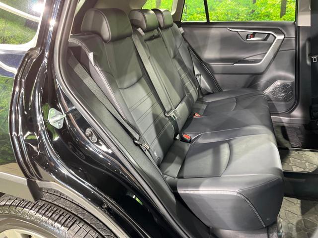 RAV4 G Zパッケージ 4WD 全周囲カメラ レーダークルーズ 禁煙車 電動リアゲート レザー調シート パワーシート コーナーセンサー スマートキー LEDヘッド ビルトインETC オートハイビーム 車線逸脱警報(10枚目)