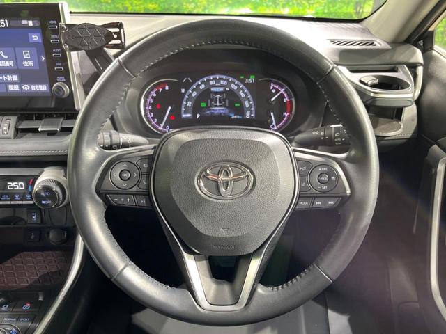 RAV4 G Zパッケージ 4WD 全周囲カメラ レーダークルーズ 禁煙車 電動リアゲート レザー調シート パワーシート コーナーセンサー スマートキー LEDヘッド ビルトインETC オートハイビーム 車線逸脱警報(12枚目)