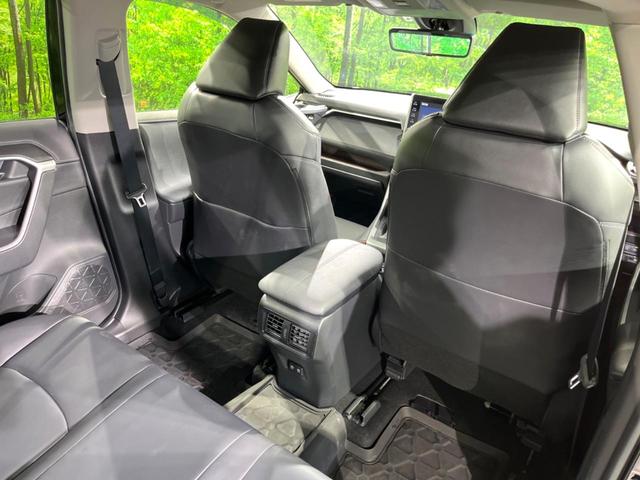 RAV4 G Zパッケージ 4WD 全周囲カメラ レーダークルーズ 禁煙車 電動リアゲート レザー調シート パワーシート コーナーセンサー スマートキー LEDヘッド ビルトインETC オートハイビーム 車線逸脱警報(42枚目)