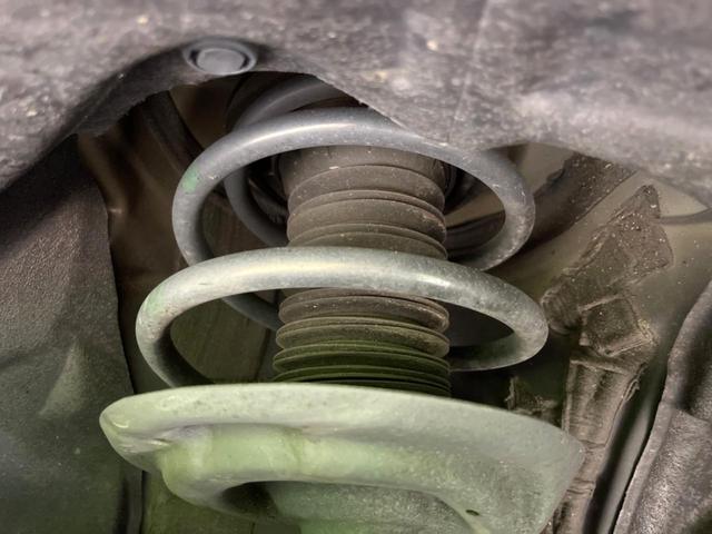 RAV4 G Zパッケージ 4WD 全周囲カメラ レーダークルーズ 禁煙車 電動リアゲート レザー調シート パワーシート コーナーセンサー スマートキー LEDヘッド ビルトインETC オートハイビーム 車線逸脱警報(55枚目)