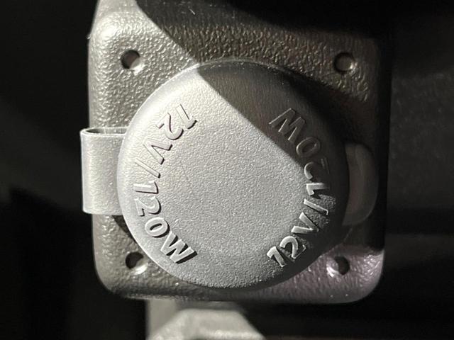 ジムニーシエラ JC 4WD MT車 SDナビ バックカメラ 衝突被害軽減システム 禁煙車 ドラレコ スマートキー LEDヘッド ビルトインETC クルコン 車線逸脱警報 オートライト オートエアコン(39枚目)