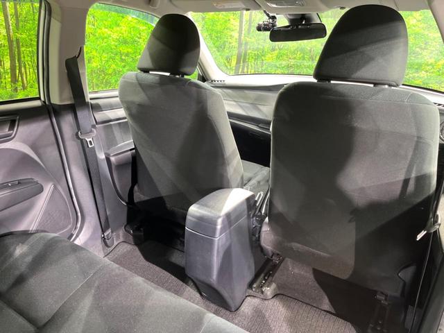 カローラフィールダー ハイブリッド EX トヨタセーフティセンス スマートキー ドライブレコーダー ETC オートエアコン オーディオ クリアランスソナー 純正15インチスチールホイール 車線逸脱警報(32枚目)