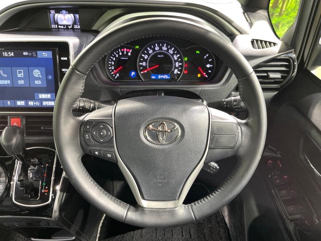 ヴォクシー ZS 煌II フリップダウンモニター 純正10インチナビ バックカメラ トヨタセーフティセンス 両側パワースライドドア スマートキー ドライブレコーダー リアオートエアコン ETC クルーズコントトール(12枚目)