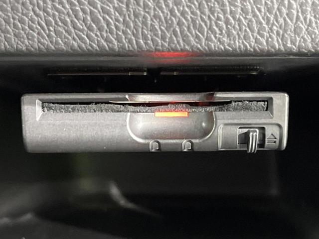 デイズルークス ハイウェイスター　ターボ　全周囲カメラ　両側電動ドア　純正ＳＤナビ　ドラレコ　スマートキー　ＨＩＤヘッド　ＥＴＣ　オートライト　オートエアコン　純正１５インチアルミ　ＣＤ　ＤＶＤ再生　フルセグ（23枚目）