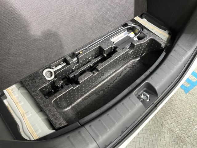 Ｎ－ＢＯＸカスタム Ｇ・Ｌパッケージ　電動スライドドア　純正ＳＤナビ　バックカメラ　衝突被害軽減システム　ドラレコ　スマートキー　ＨＩＤヘッド　ビルトインＥＴＣ　オートライト　オートエアコン　純正１４インチアルミ（42枚目）