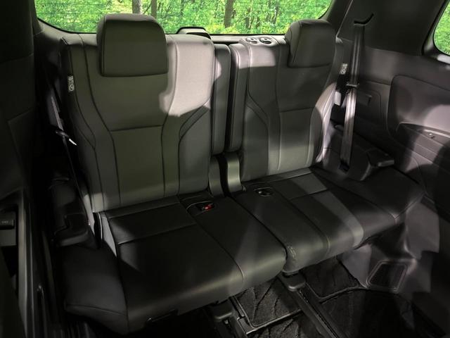 アルファード Ｚ　サンルーフ　両側電動ドア　後席モニター　全周囲カメラ　レーダークルーズ　禁煙車　電動リアゲート　レザー調シート　前席シートエアコン　リアシートエアコン　前後席パワーシート　ドラレコ　コーナーセンサー（10枚目）