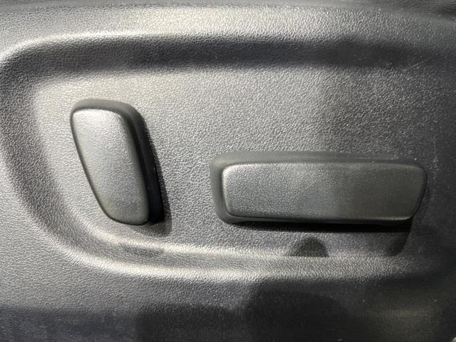 アルファード ２．５Ｓ　Ｃパッケージ　サンルーフ　両側電動ドア　純正１０インチナビ　後席モニター　バックカメラ　衝突被害軽減システム　レーダークルーズ　禁煙車　電動リアゲート　ハーフレザーシート　パワーシート　ドラレコ　コーナーセンサー（24枚目）