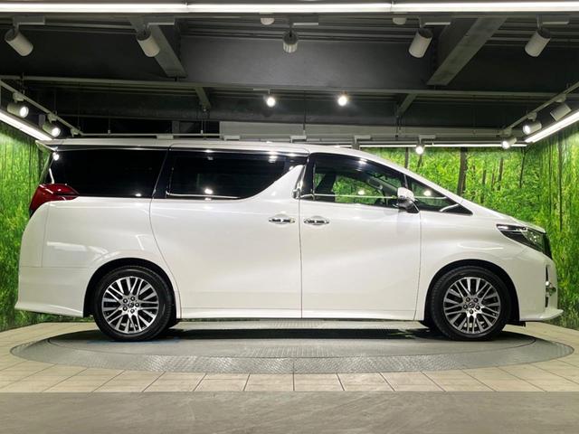 アルファード ２．５Ｓ　Ｃパッケージ　サンルーフ　両側電動ドア　純正１０インチナビ　後席モニター　バックカメラ　衝突被害軽減システム　レーダークルーズ　禁煙車　電動リアゲート　ハーフレザーシート　パワーシート　ドラレコ　コーナーセンサー（70枚目）